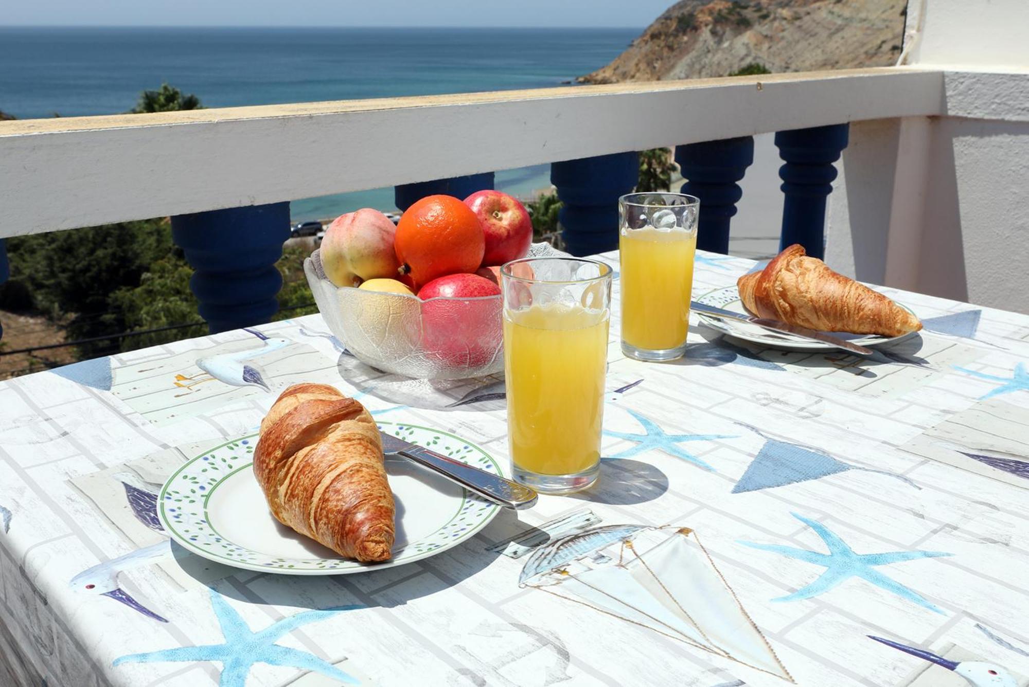Akisol Apartments In Burgau Budens Phòng bức ảnh